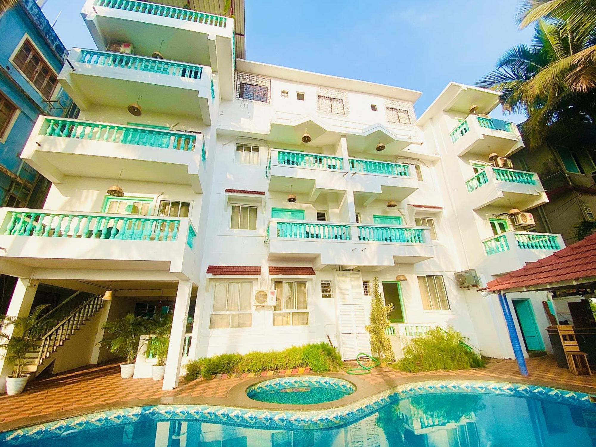 Turquoiise House Hotel Morjim Bagian luar foto