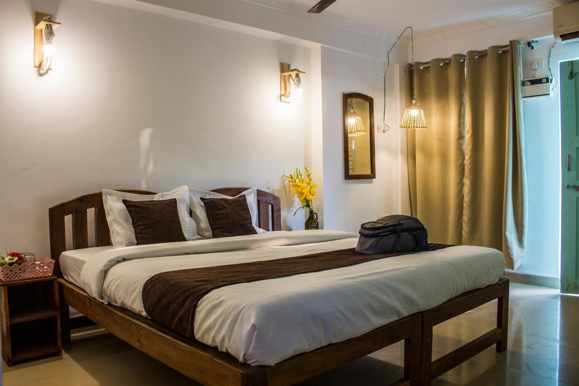 Turquoiise House Hotel Morjim Bagian luar foto
