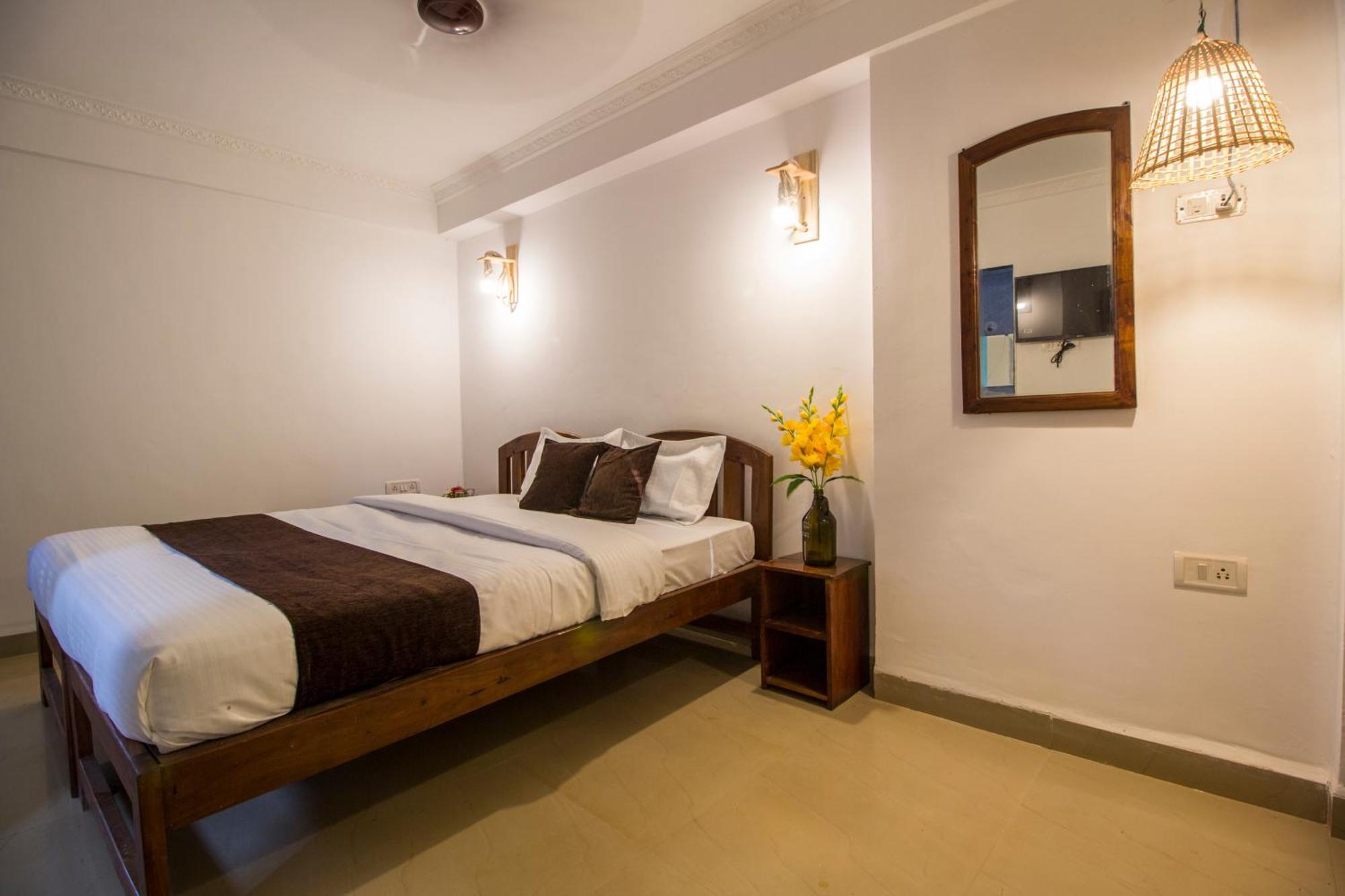 Turquoiise House Hotel Morjim Bagian luar foto